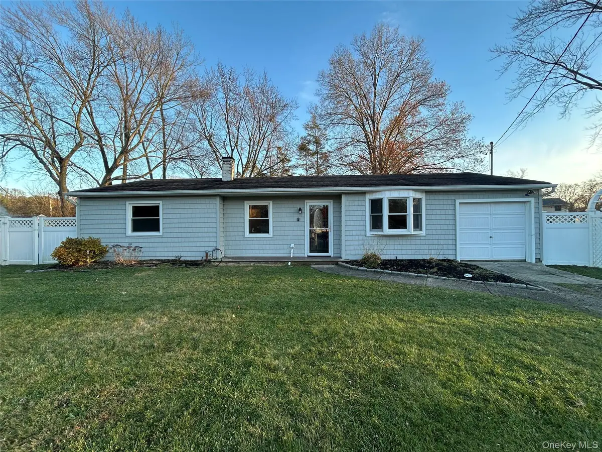 7 Heather Court, Centereach, NY 11720 - Image #1