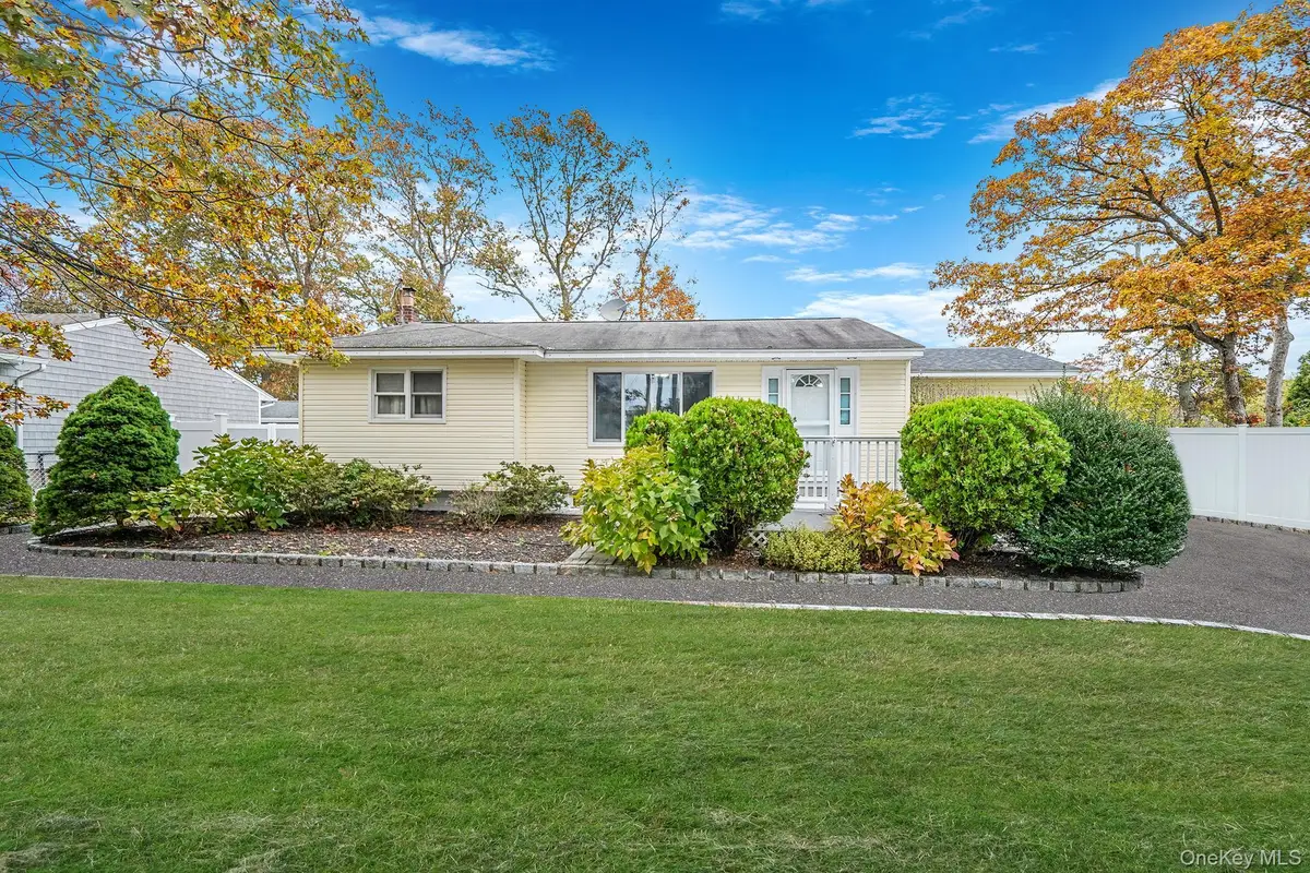 307 Jefferson Drive, Mastic Beach, NY 11951 - Image #1