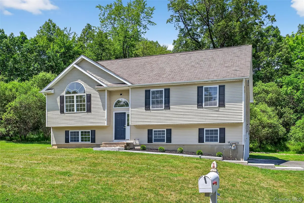 18 Fordham Lane, Highland Mills, NY 10930 - Image #1