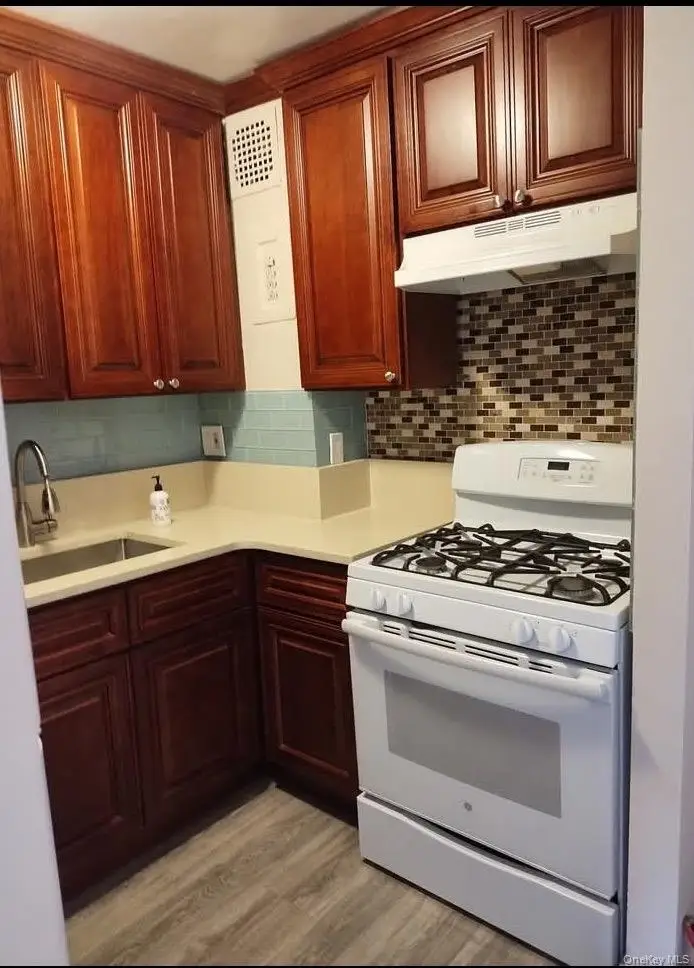 124 Smith Street #3B, Freeport, NY 11520 - Image #3