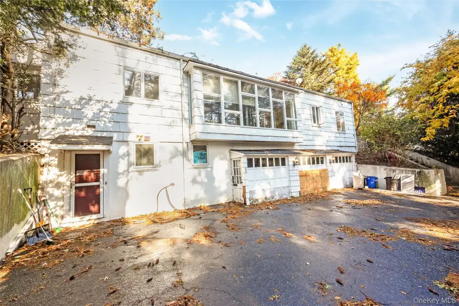 5 Bagatelle Road, Dix Hills, NY 11746 - Image #3