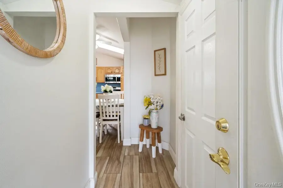 20 Laurie Road, Brentwood, NY 11717 - Image #2