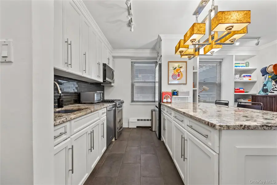 61-15 97th Street #10A, Rego Park, NY 11374 - Image #2