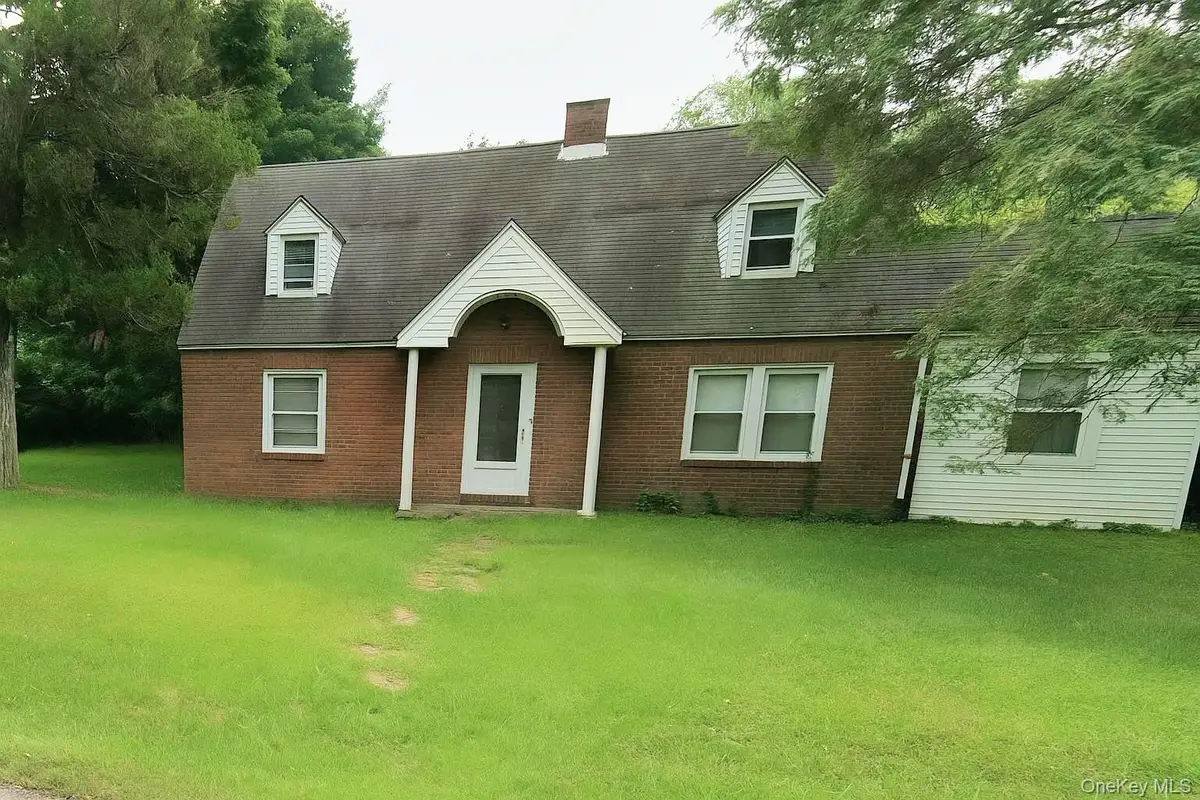 832 Dutchess Turnpike, Poughkeepsie, NY 12603 - Image #1