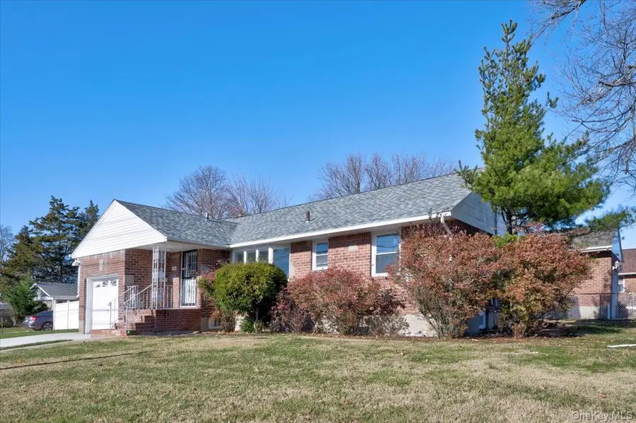 95 Harold Avenue, Hempstead, NY 11550 - Image #2