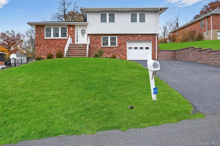 3 Georgian Drive, Stony Point, NY 10980 - Image #2