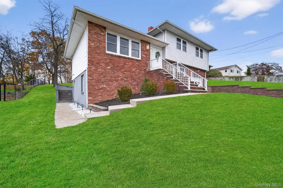 3 Georgian Drive, Stony Point, NY 10980 - Image #3