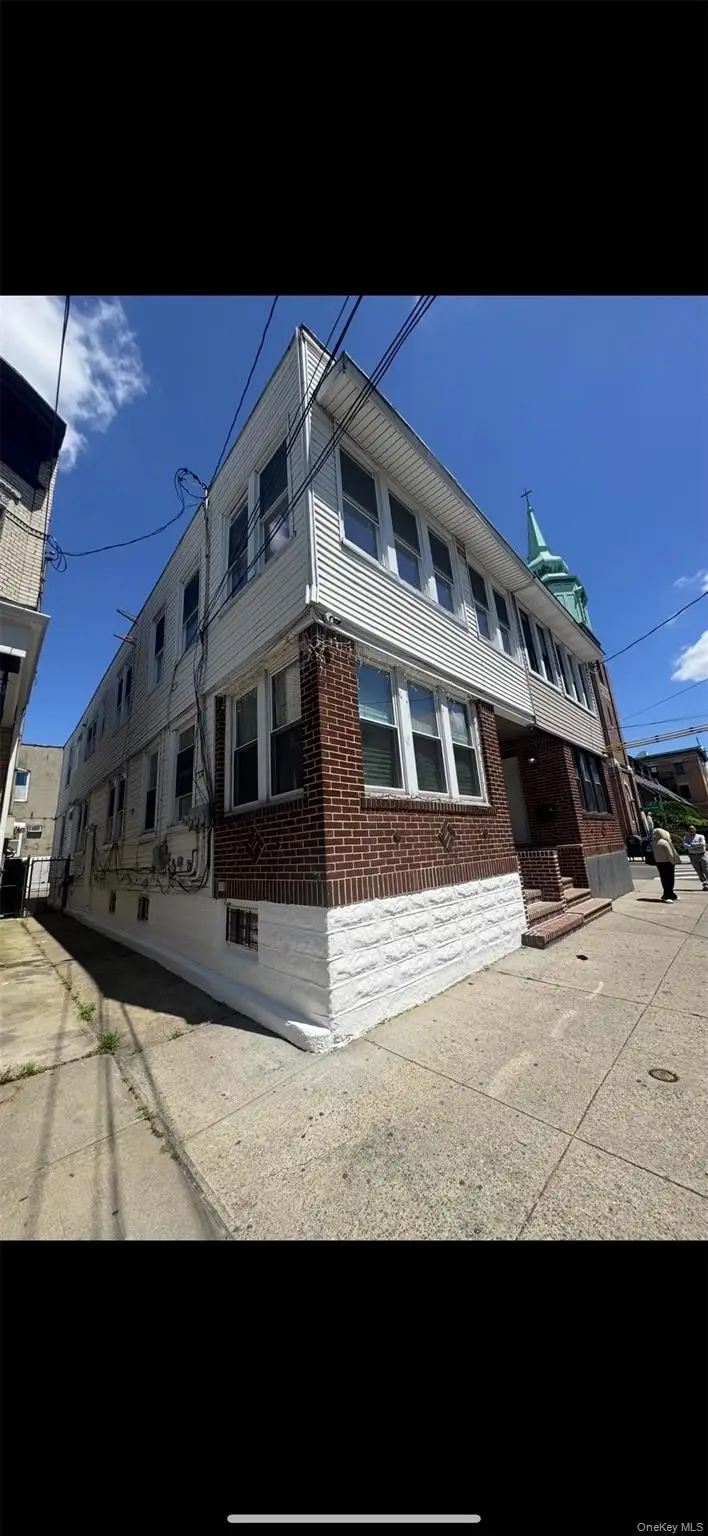 86-17 88 Avenue, Woodhaven, NY 11421 - Image #2