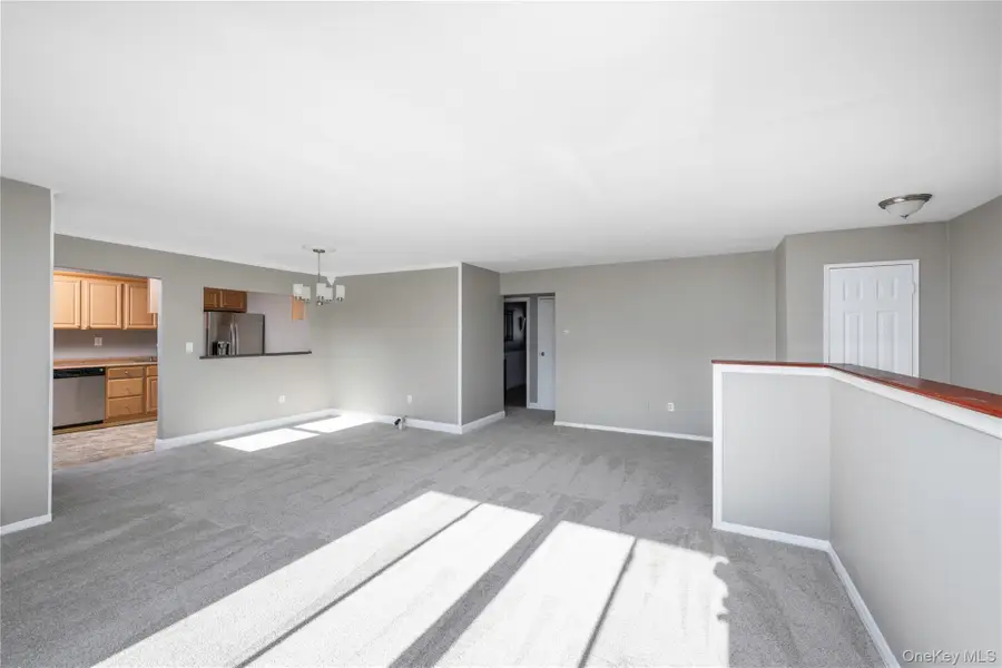 250 Beechwood Avenue #23B, Poughkeepsie, NY 12601 - Image #2