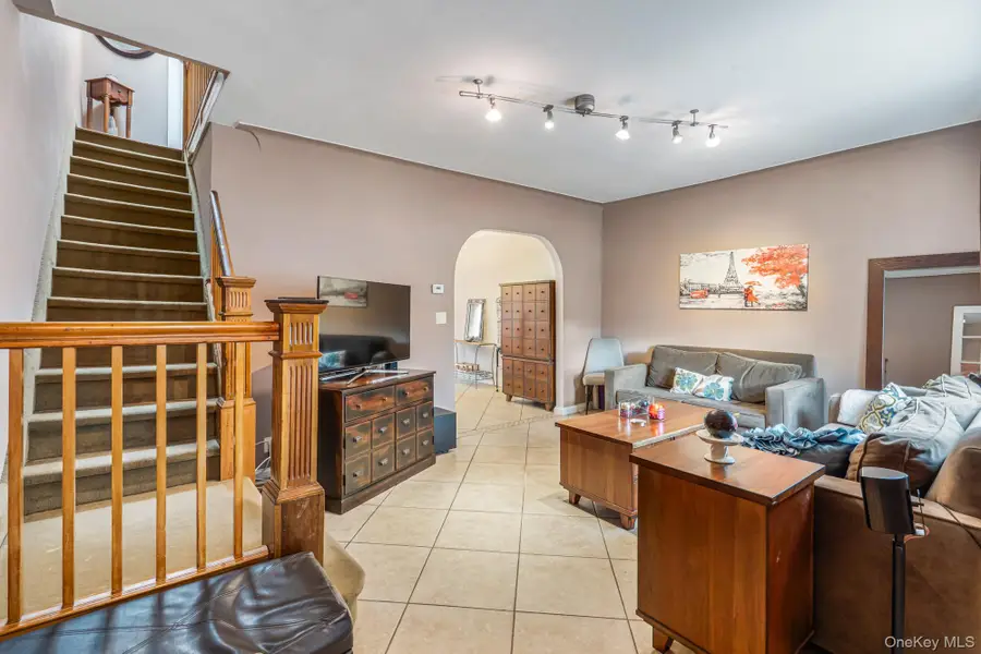 151-35 20th Road, Whitestone, NY 11357 - Image #3