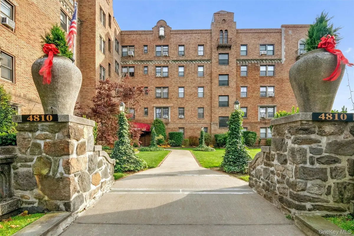 4810 Boston Post Road #2D, Pelham, NY 10803 - Image #1