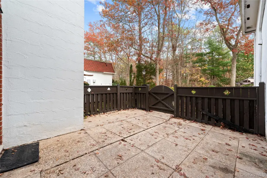 399 Birchwood Road, Medford, NY 11763 - Image #3