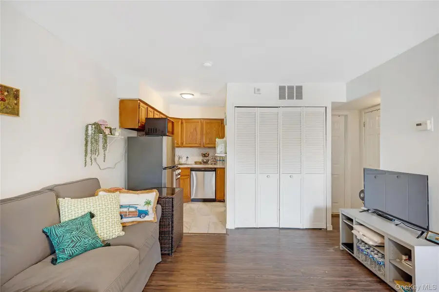 17 Gregory Lane #A, Staten Island, NY 10314 - Image #2