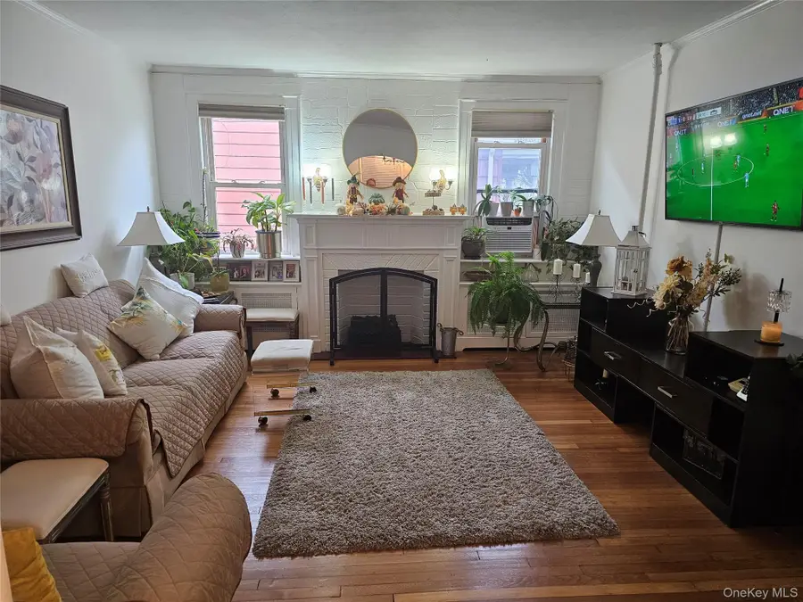 232 Doughty Boulevard, Inwood, NY 11096 - Image #3