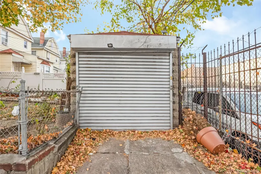 53-13 Seabury Street, Elmhurst, NY 11373 - Image #3