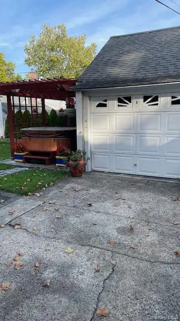 15743 27th Avenue, Flushing, NY 11354 - Image #2