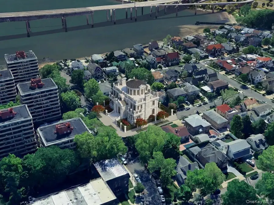 10-33 Burton Street, Beechhurst, NY 11357 - Image #3