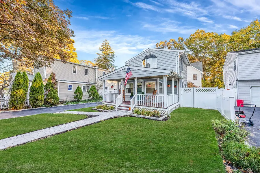 16 Lyda Drive, Nesconset, NY 11767 - Image #2