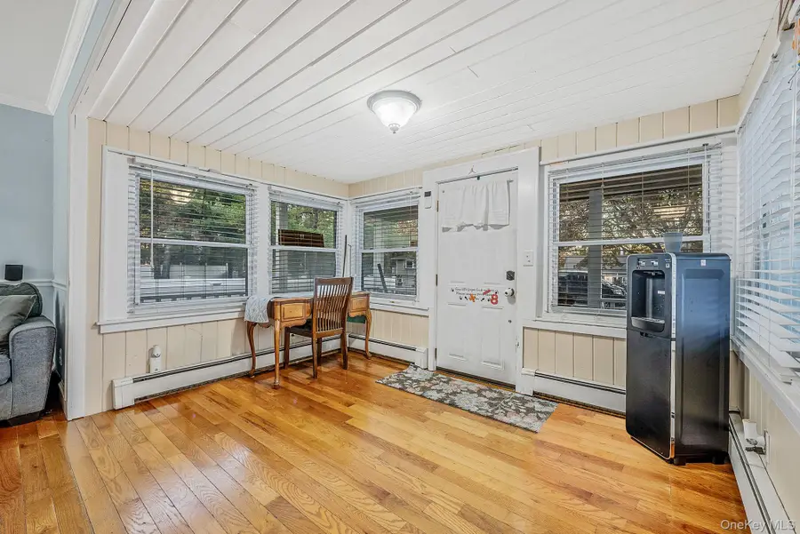 16 Lyda Drive, Nesconset, NY 11767 - Image #3