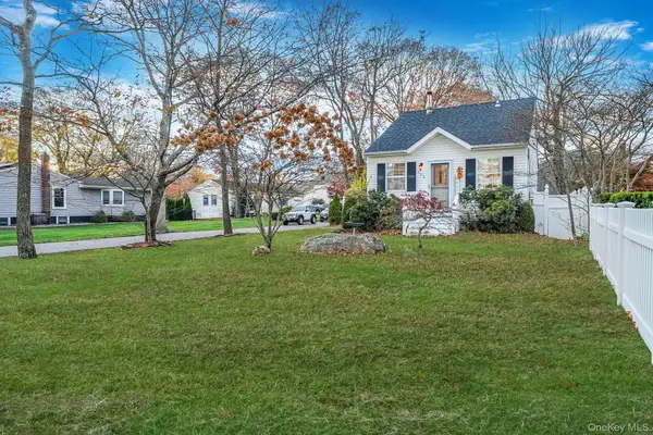 156 Clinton Avenue, East Patchogue, NY 11772