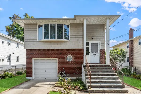 32 Madison Avenue, Franklin Square, NY 11010