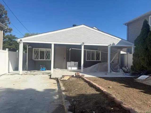 28 Floral Avenue, Bethpage, NY 11714 - Image #1