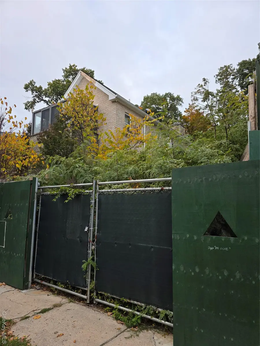 315 W 262nd Street, Bronx, NY 10471 - Image #2