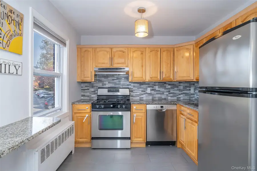 14 Leewood Circle #6L, Eastchester, NY 10709 - Image #3