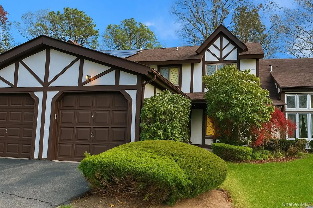 45 Briar Hill Court, Middle Island, NY 11953 - #1