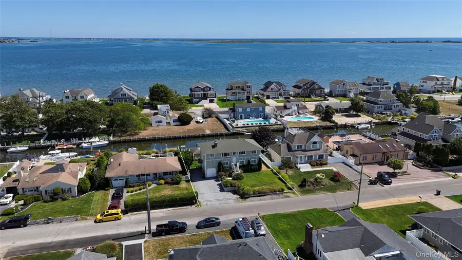 15 Marlin Road, East Quogue, NY 11942 - Image #3