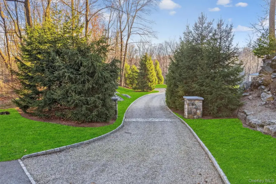 117 Chestnut Ridge Road, Bedford Town, NY 10549 - Image #2