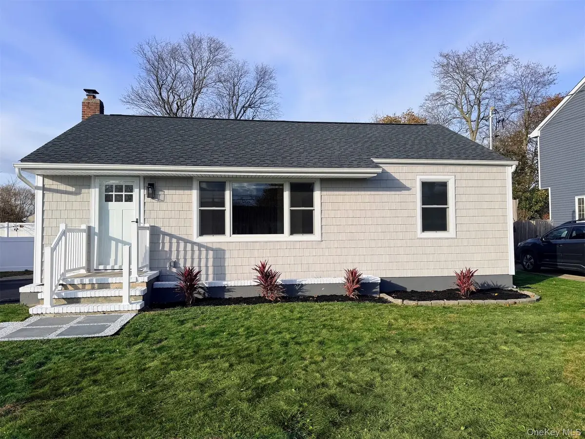 55 Terry Road, Patchogue, NY 11772 - Image #1