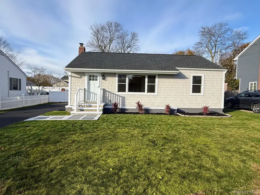 55 Terry Road, Patchogue, NY 11772 - Image #2