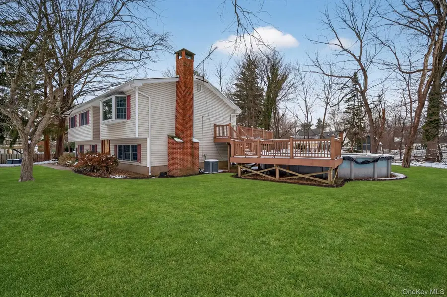 12 Spruce Court, Nanuet, NY 10954 - #2