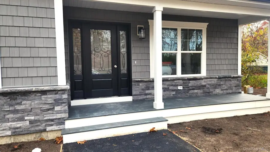 45 Kingsland Avenue, Shirley, NY 11967 - Image #3