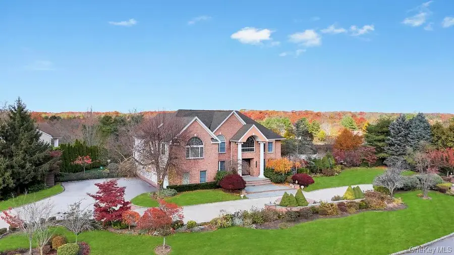 2 Old Bridge Court, Melville, NY 11747 - Image #2