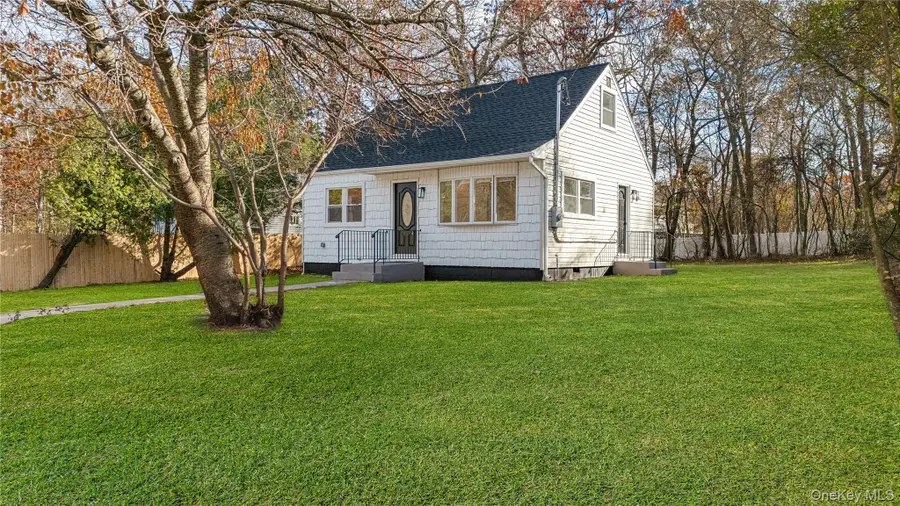 78 Carr Lane, Coram, NY 11727 - Image #3