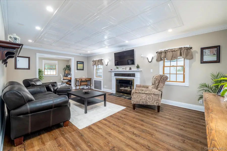 452 Westminster Road, Rockville Centre, NY 11570 - Image #3