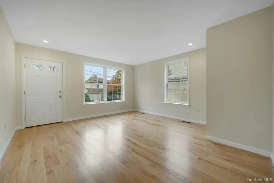 207 Grand Street, Mamaroneck, NY 10543 - Image #2