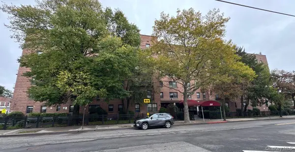 131-11 Kew Gardens Road #2M, Richmond Hill, NY 11418