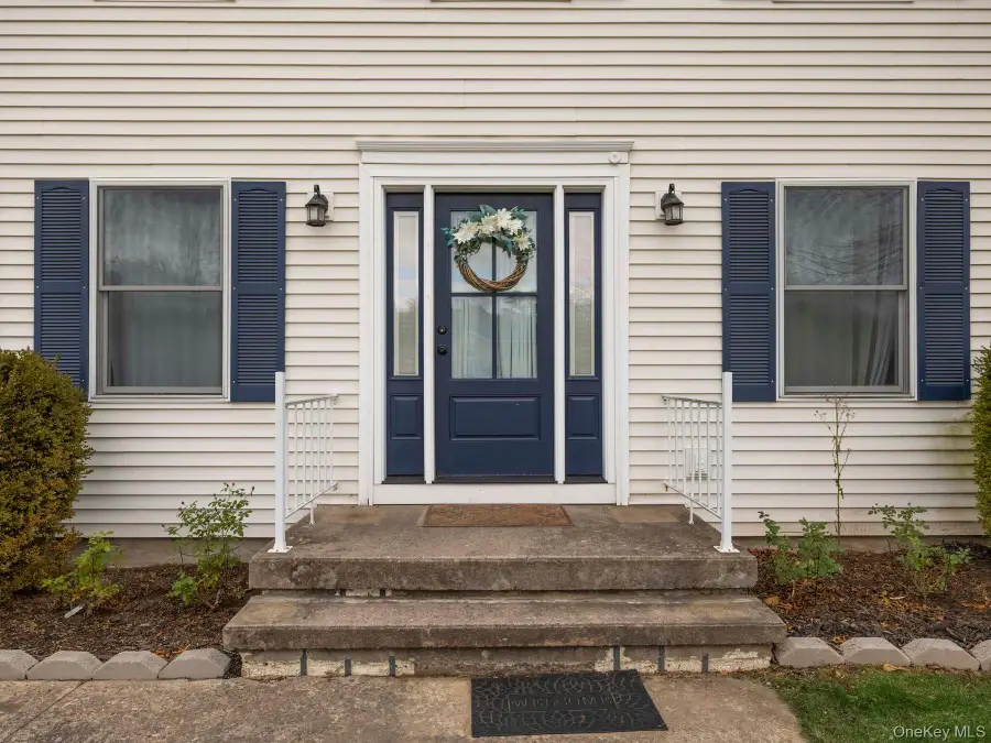 91 Canterbury Drive, Saugerties, NY 12477 - Image #2