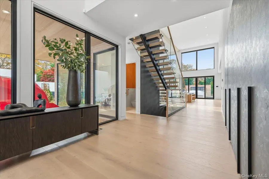 21 Westwood Road, Wainscott, NY 11975 - Image #2