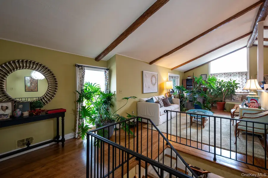 83 Edgepark Road, White Plains, NY 10603 - Image #3