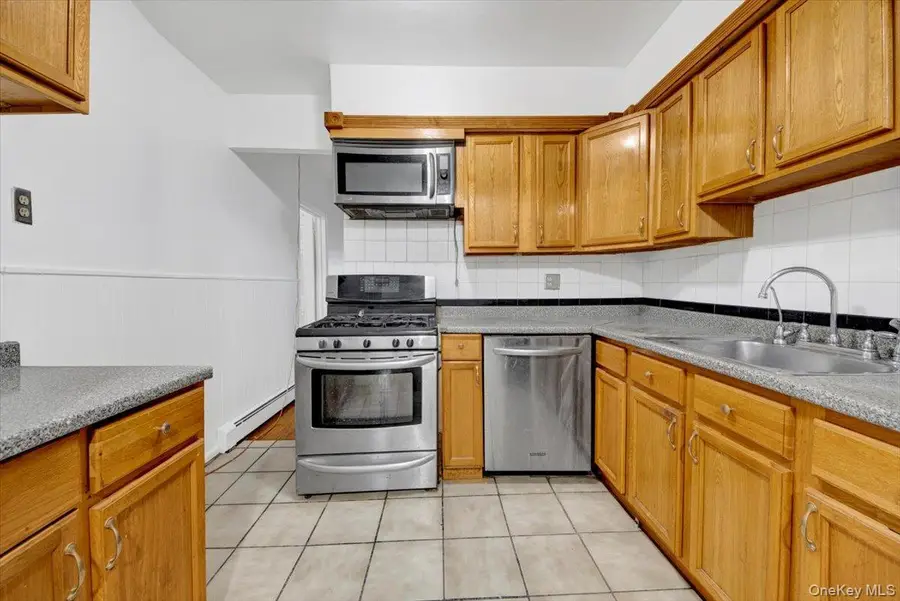 251 Buttrick Avenue, Bronx, NY 10465 - Image #2