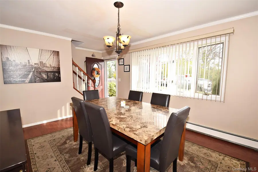 529 Lombard Street, North Babylon, NY 11703 - Image #3