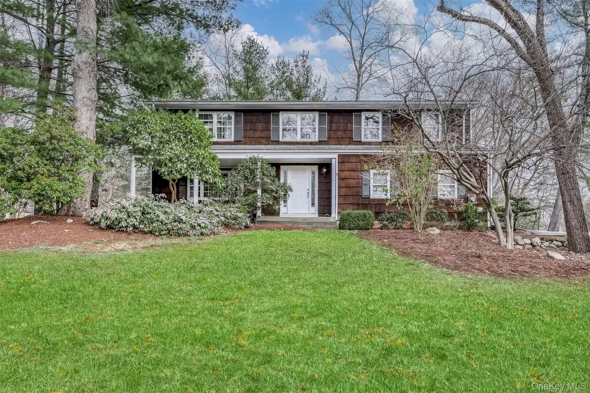 16 Kings Gate Road, Suffern, NY 10901 - Image #1