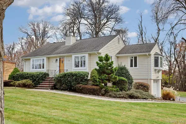 19 Augur Road, Suffern, NY 10901