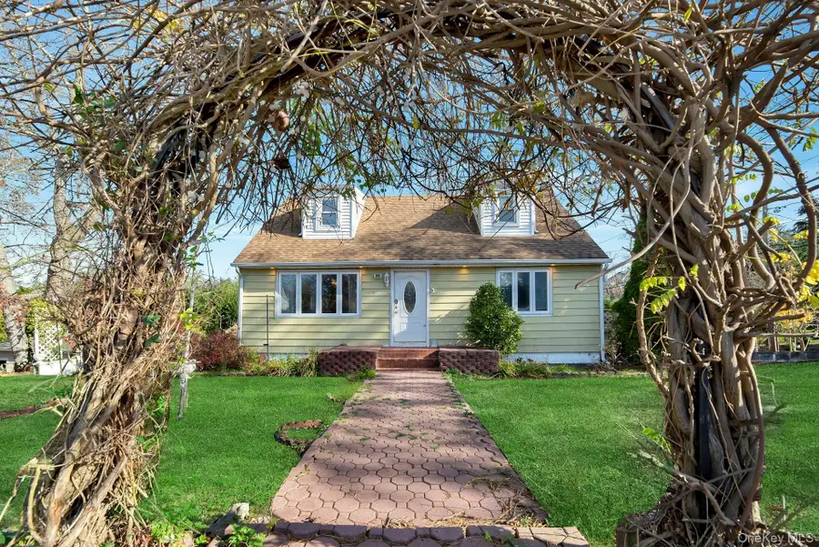 3 Hazel Road, Rocky Point, NY 11778 - Image #2