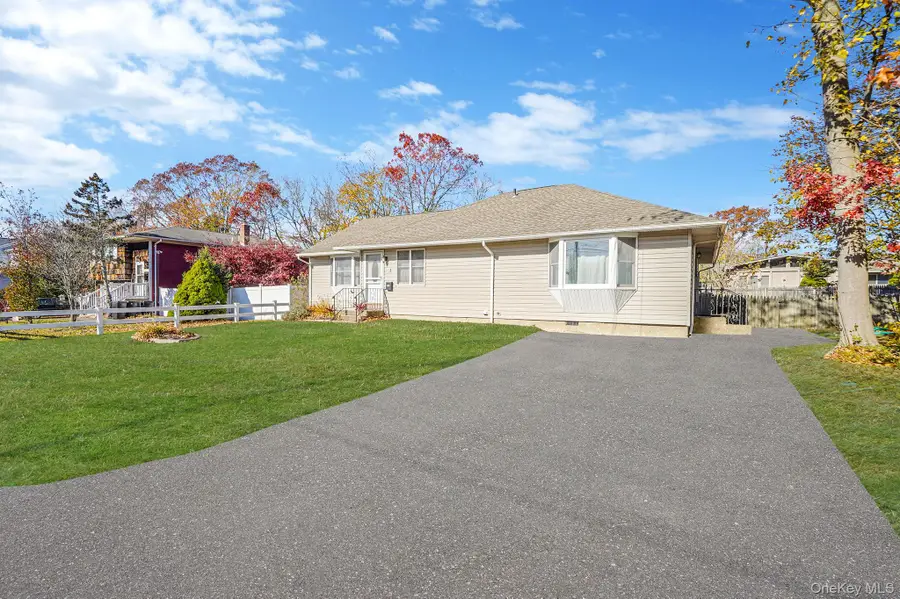 24 E 6th Street, Patchogue, NY 11772 - Image #3