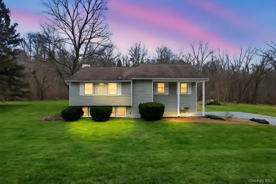 55 Robin Drive, Carmel, NY 10512 - Image #2